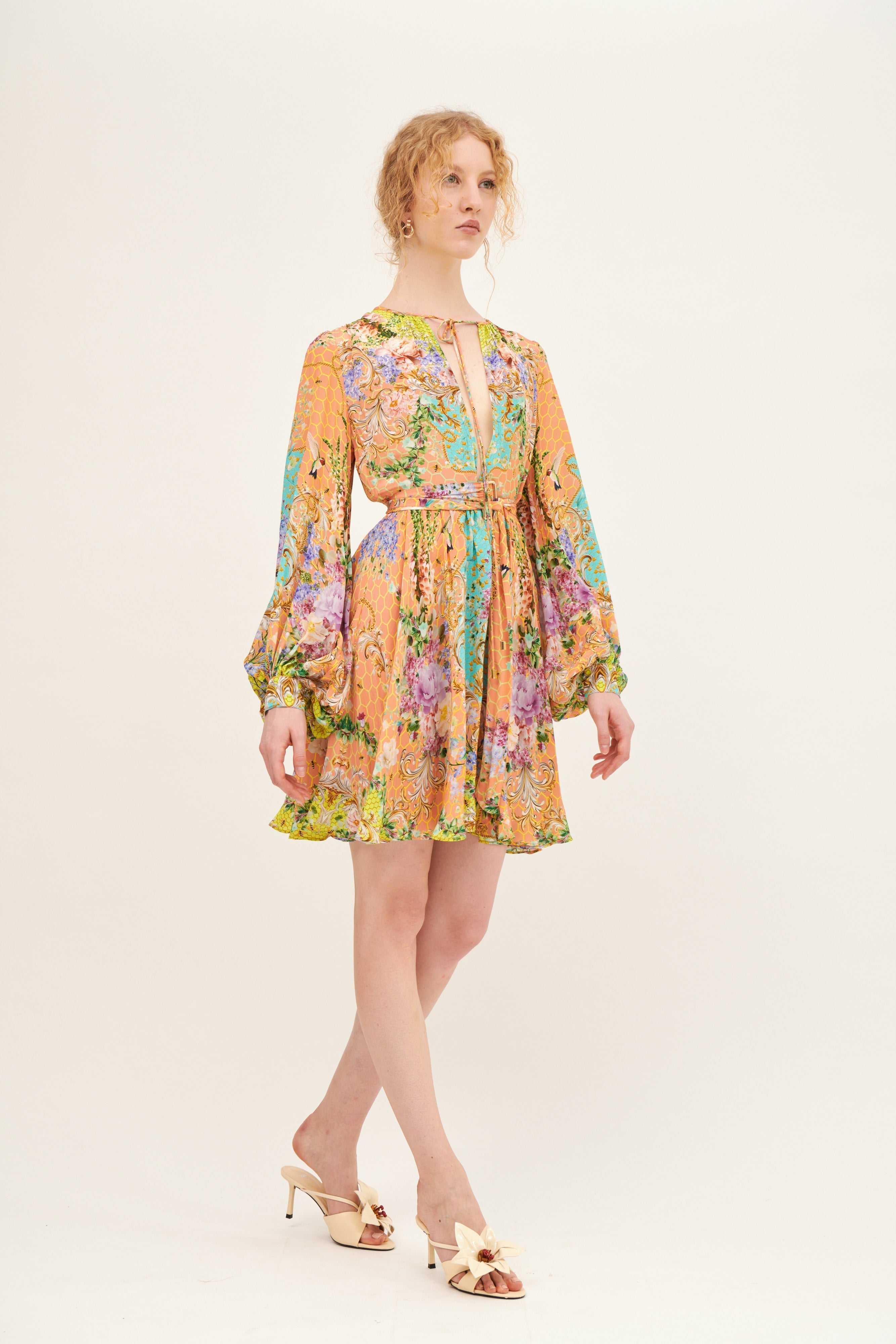 Kore’ Mini dress with baloon slevees